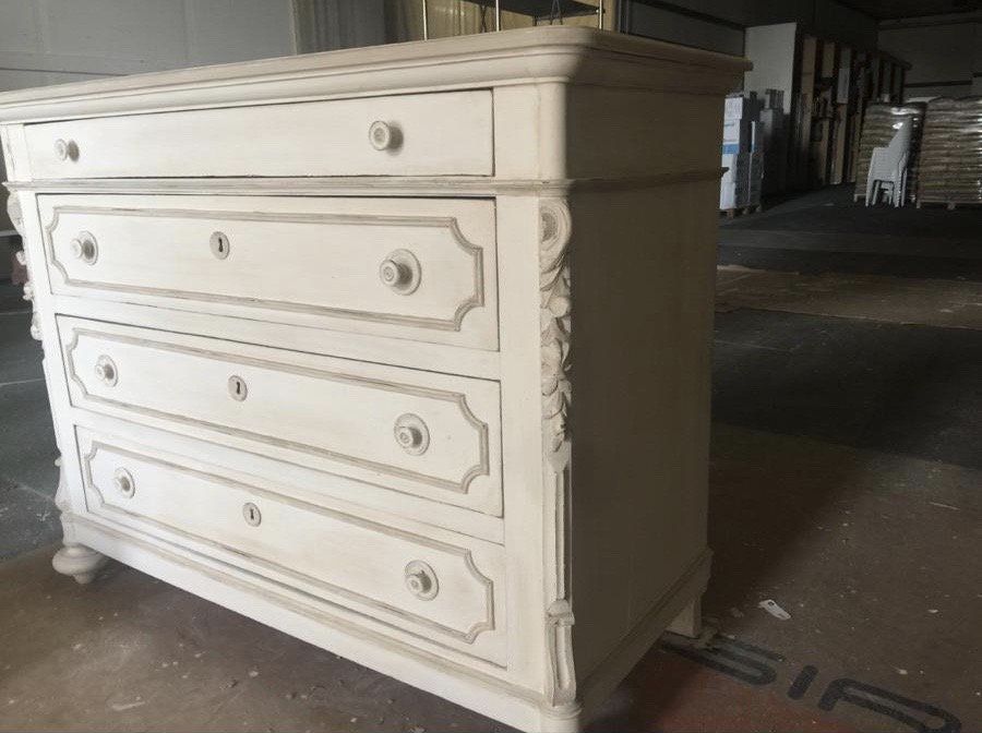 cassettiera camera da letto vintage