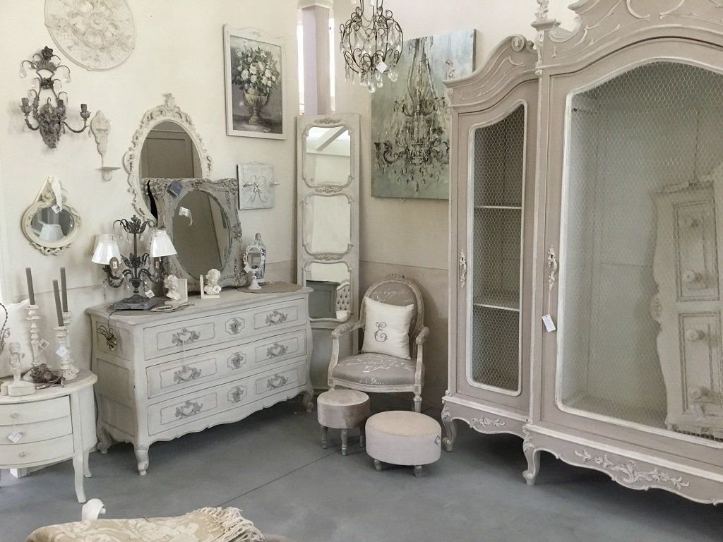 mobili per il soggiorno dallo stile retrò