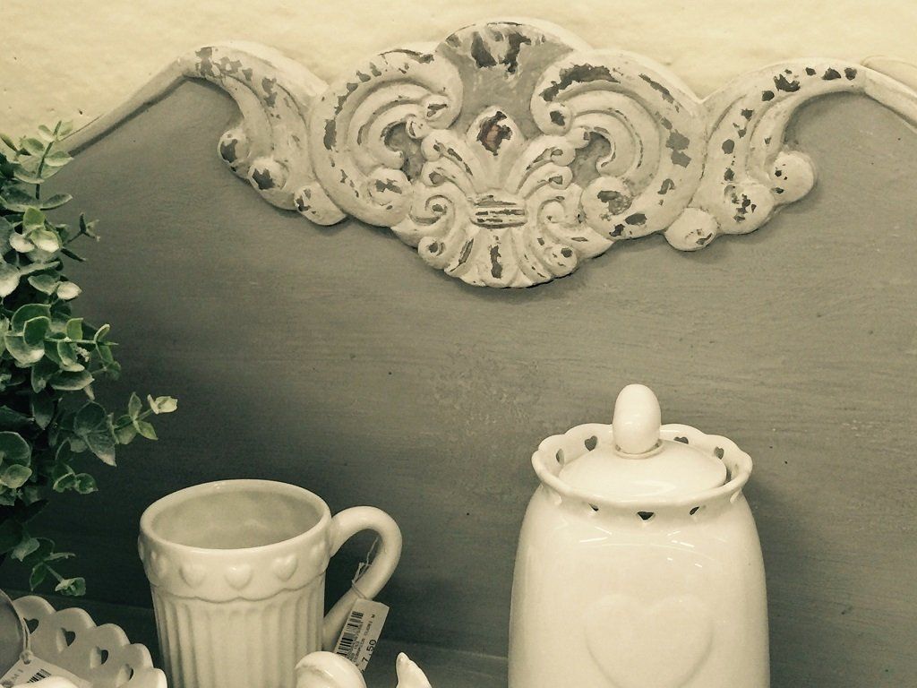 tazze e barattoli per la casa