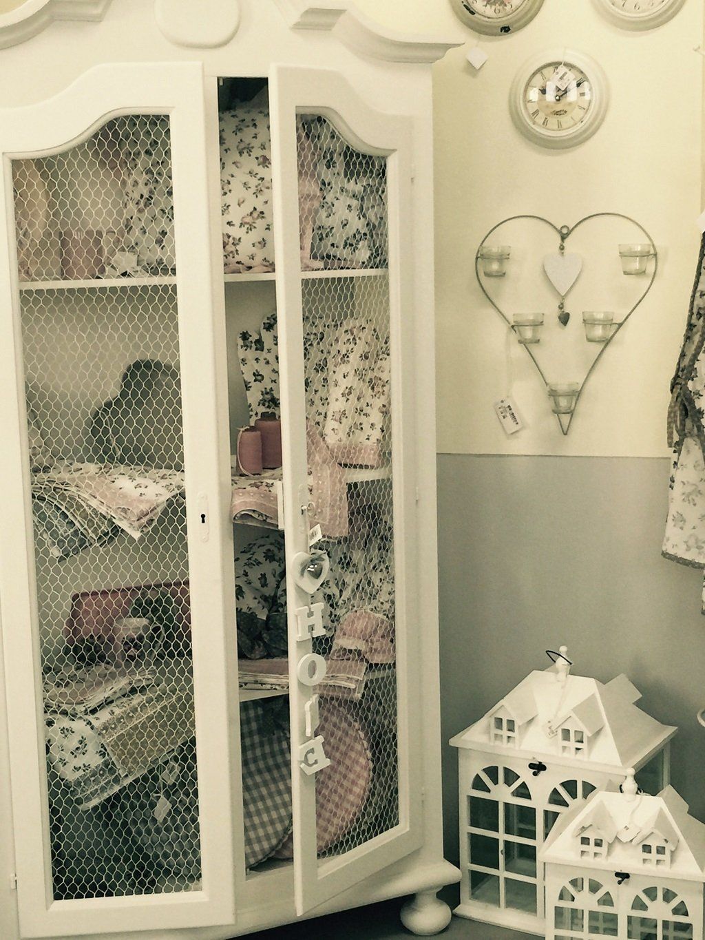 vetrinetta dallo stile retrò