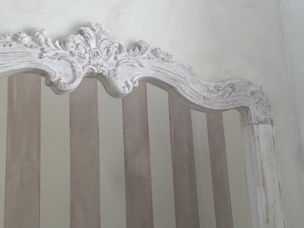 testata da letto ottocentesco