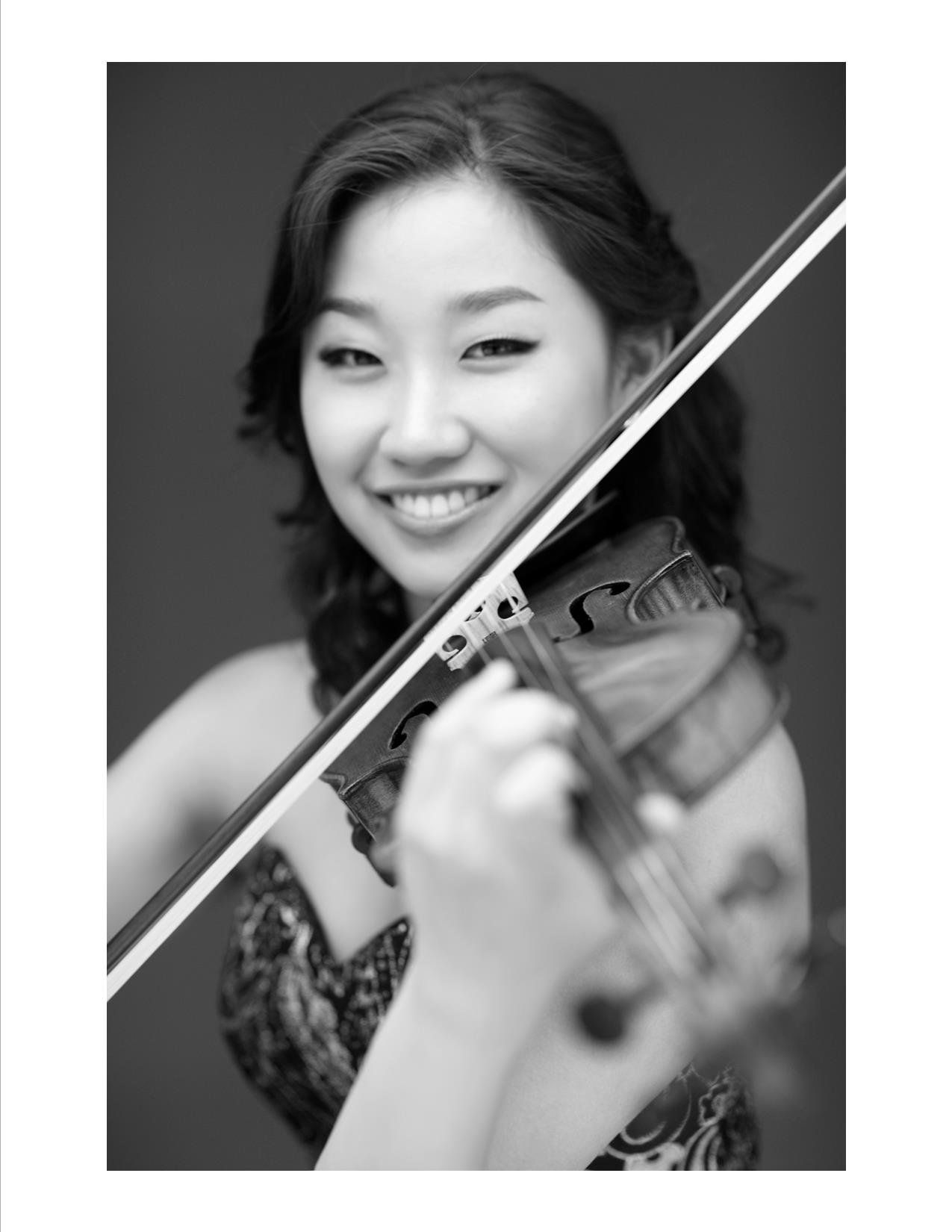 Yezu (Elizabeth) Woo, Violinist