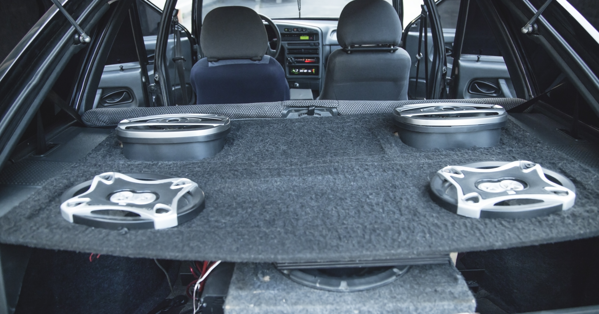 Enhancing Your Bass Experience with Custom Subwoofer Boxes
