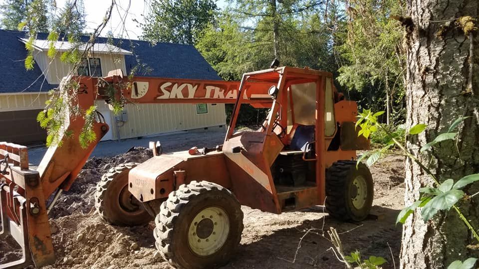 White truck | Tenino, WA | M & L Equipment