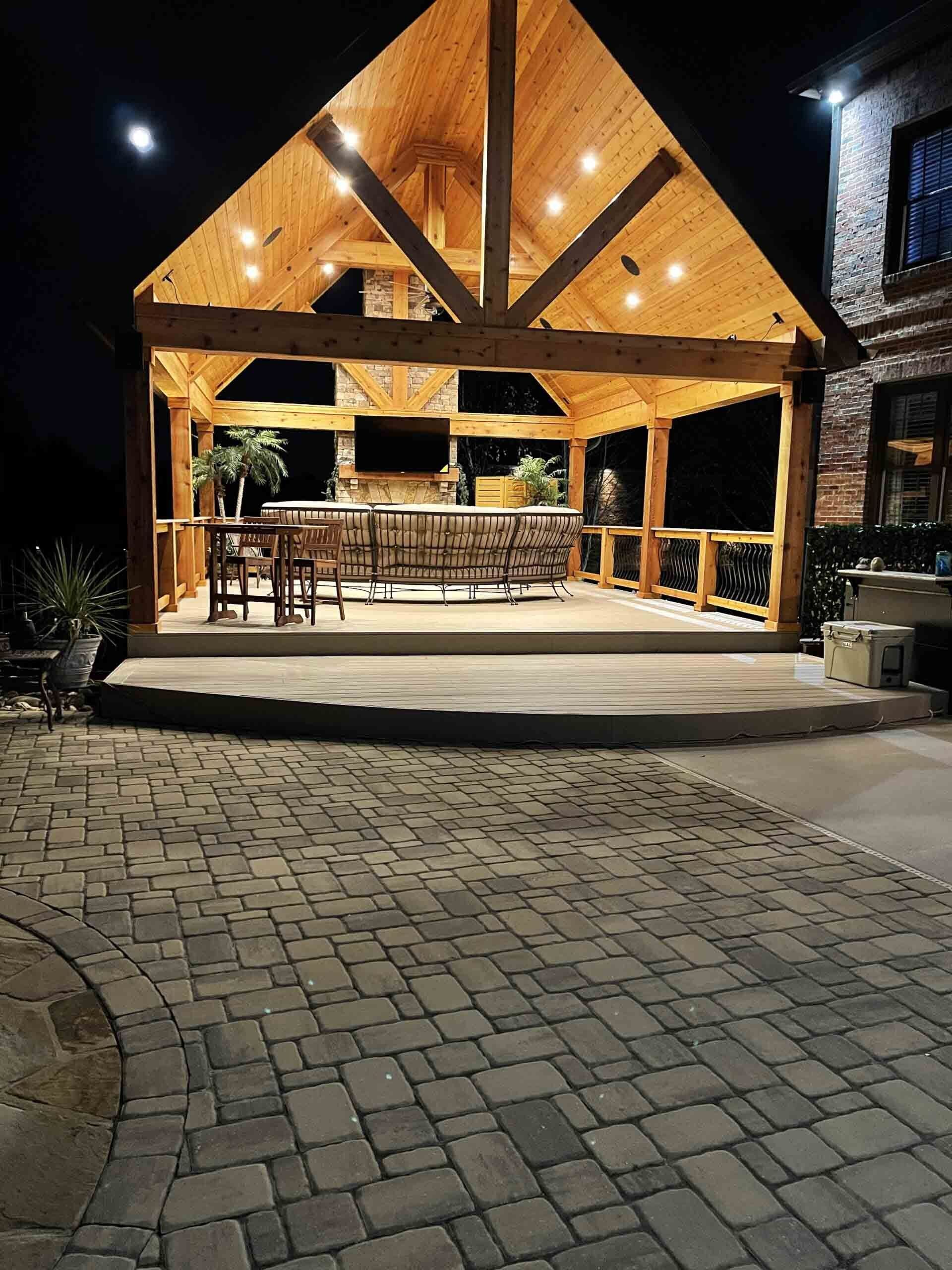 Light On A Gazebo — Atlanta, GA — Rob Ingram’s Freestyle Lighting and Electrical