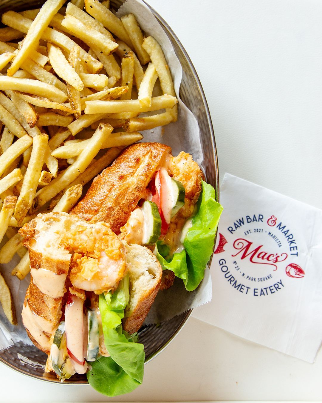 Lobster Roll Macs Raw Bar