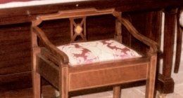 panchetta antica in legno per pianoforte