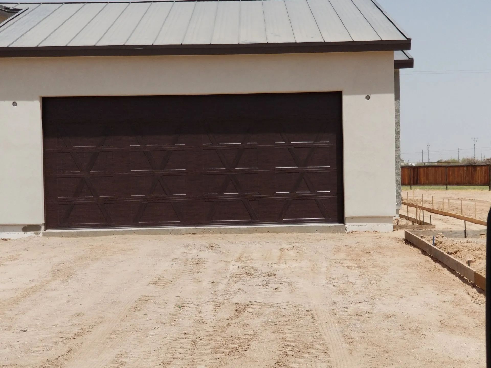 brand-new-garage-door-and-opener-Chandler-AZ