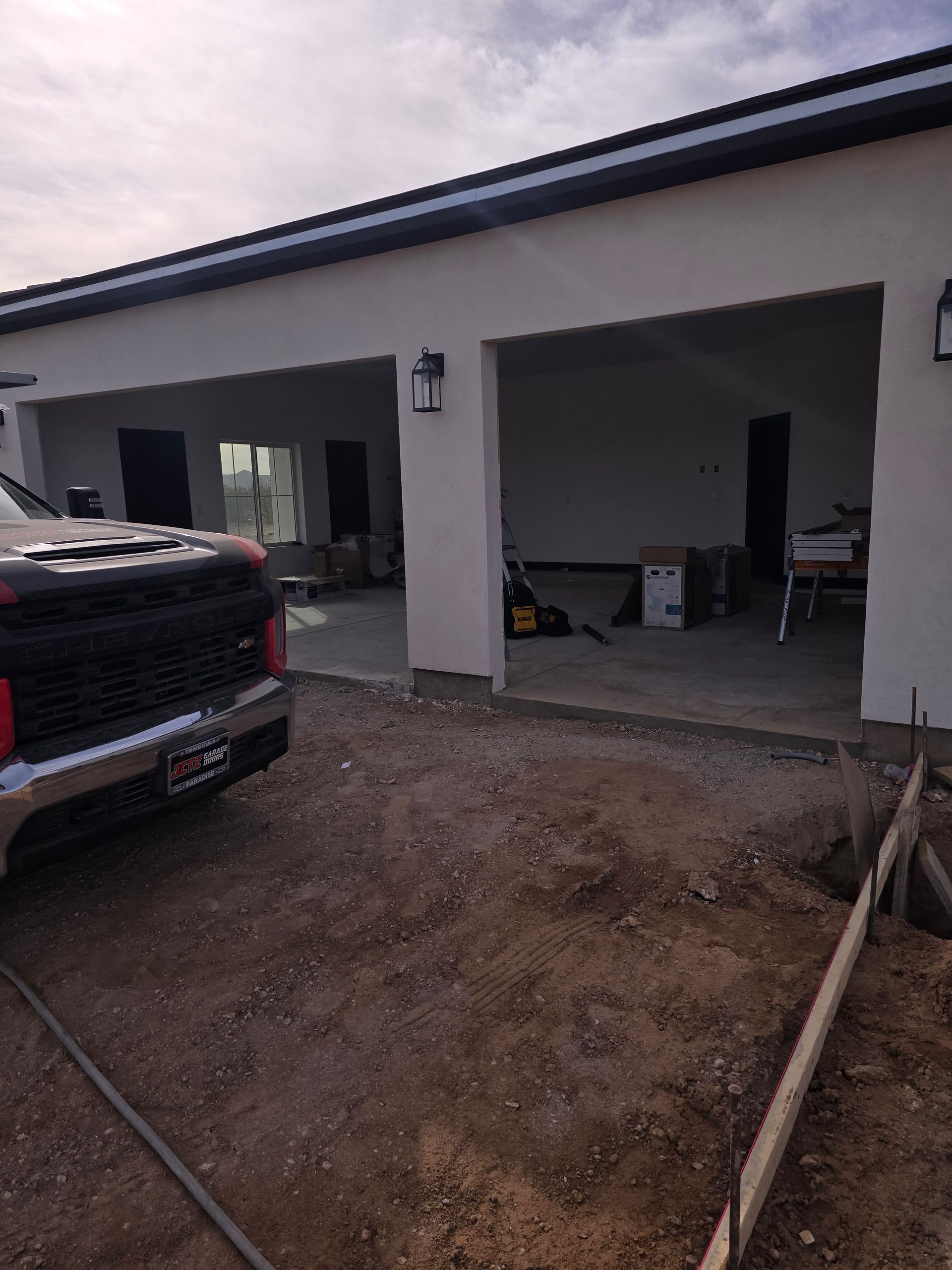 garage-door-cable-snapped