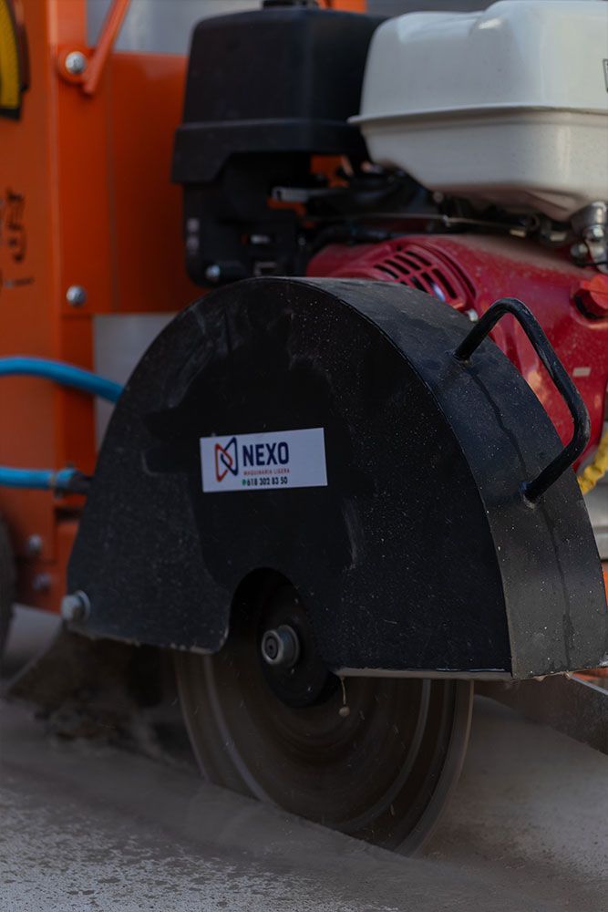 NEXO MAQUINARIA LIGERA