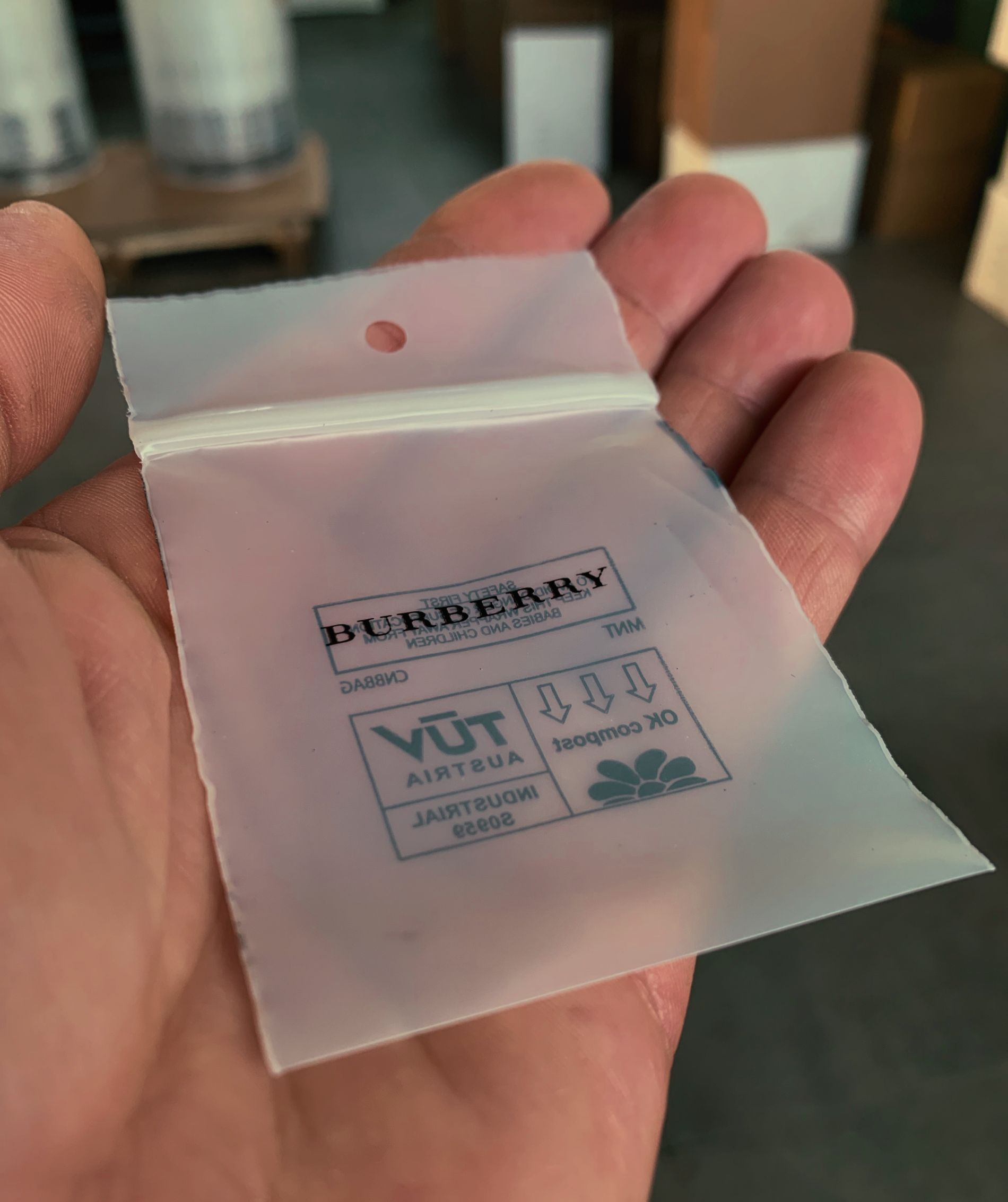 busta piccola trasparente con chiusura ermetica