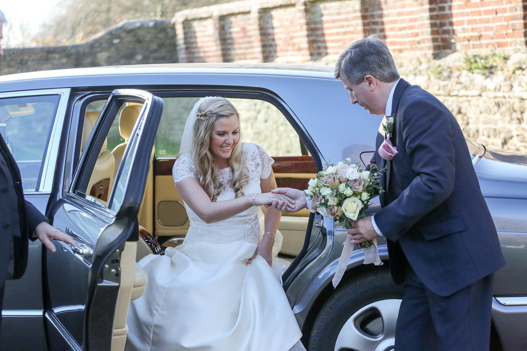 bride and father by car