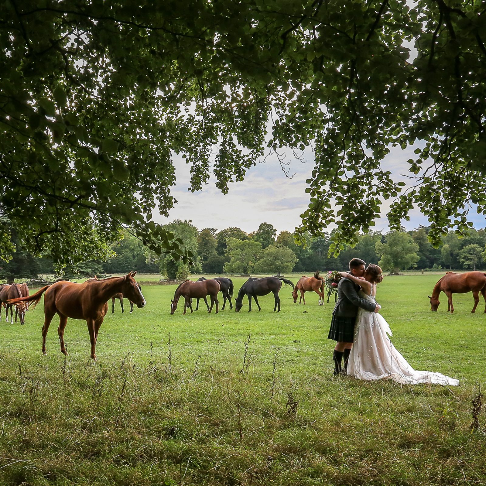 Eastington park wedding photos