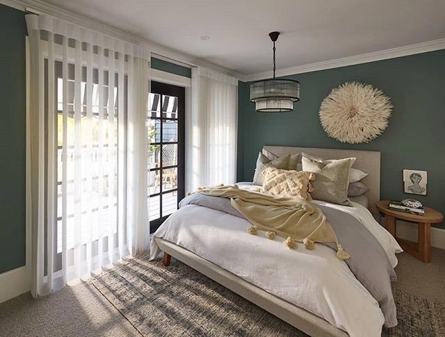 Veri-Shades (The Clever Curtain)