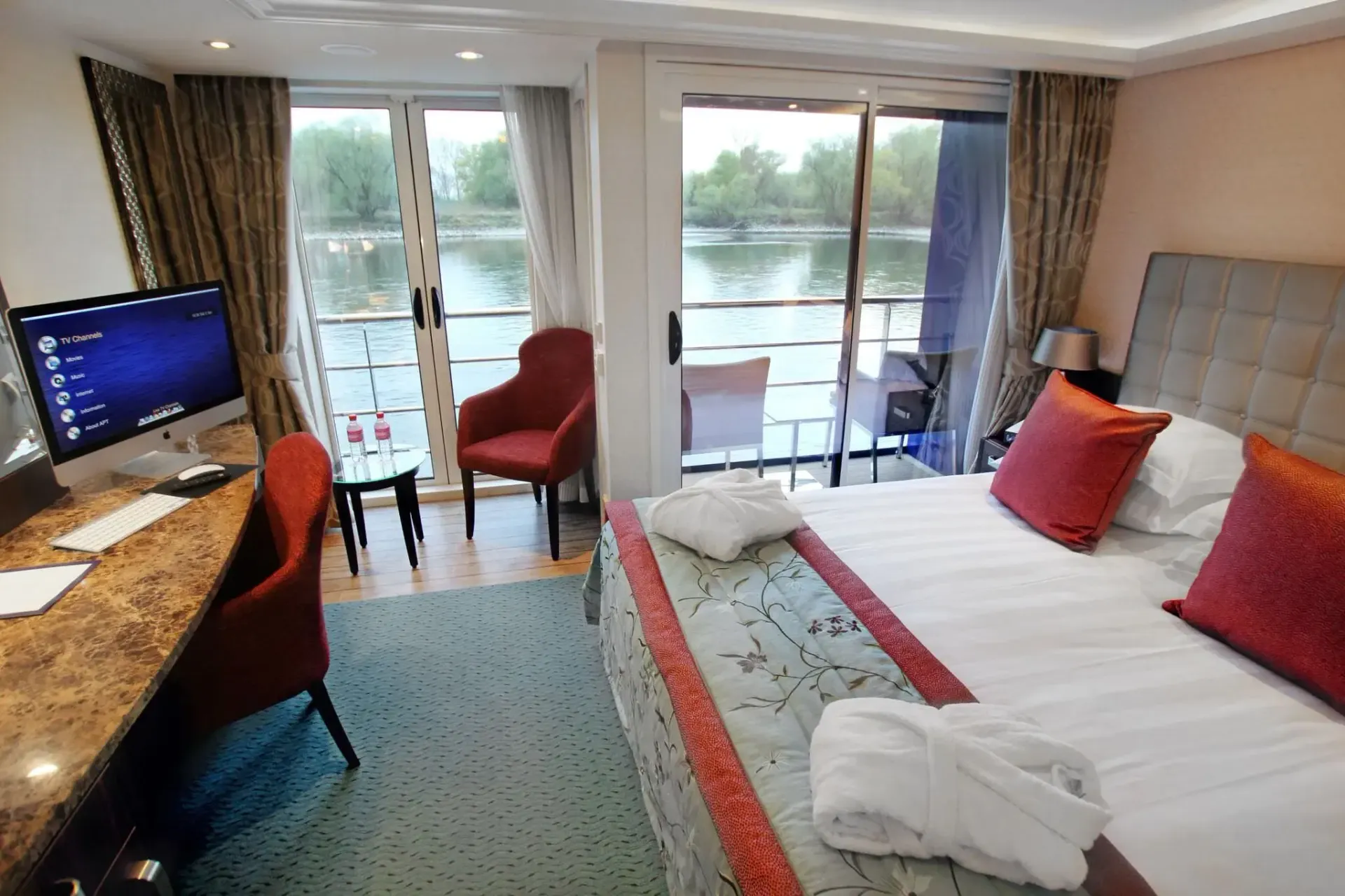 AmaWaterways Suite