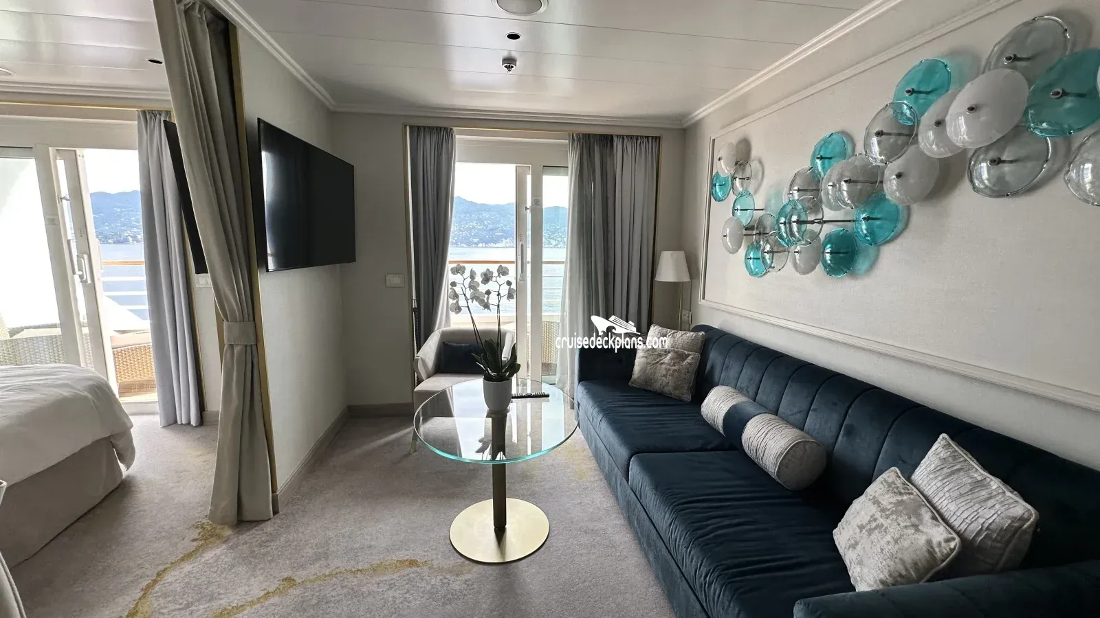 Crystal Sapphire Suite