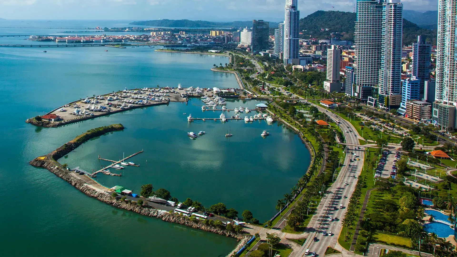 Partial Panama Canal Transit Itinerary