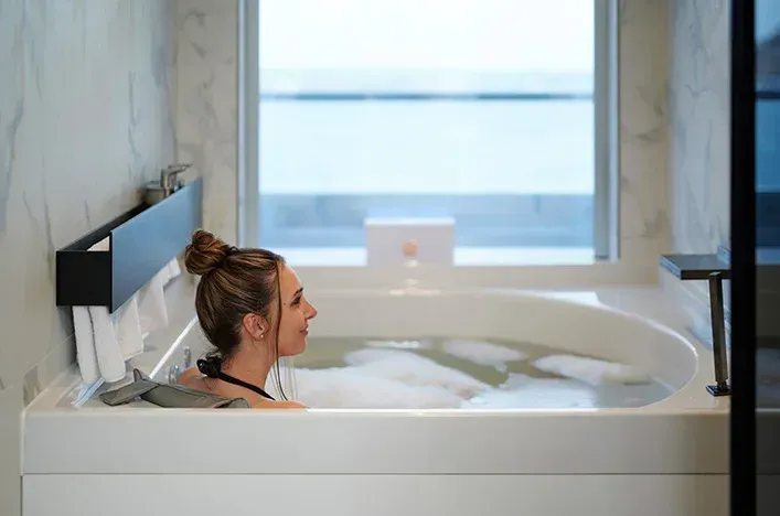 Scenic Eclipse Spa Suite