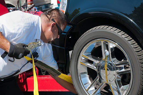 Emergency Towing — Crystal Lake, IL — Whitey's Towing
