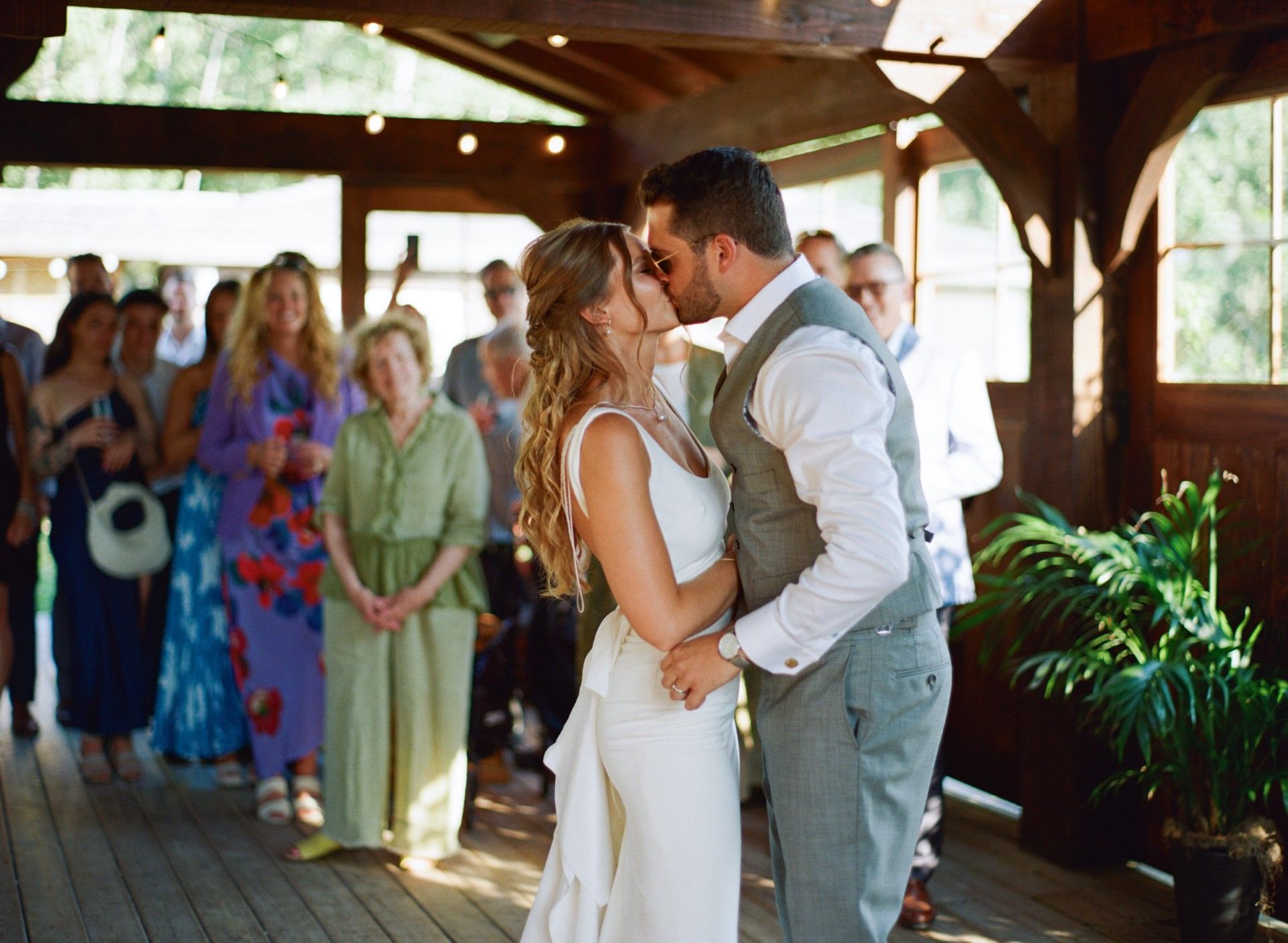 Deluxe safari glamping tent Whispering Springs near Toronto