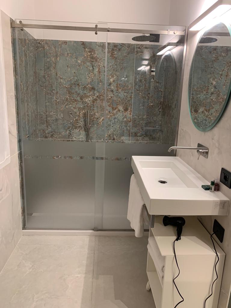 camera singola, bagno privato