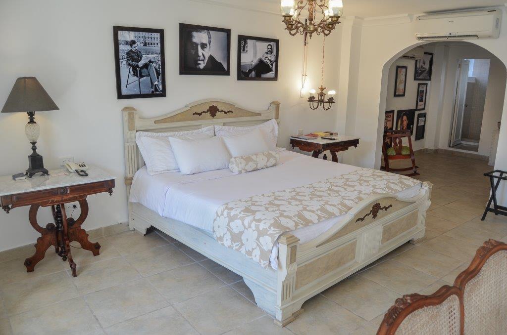 Quarto Junior Suite do Hotel Kartaxa em Cartagena