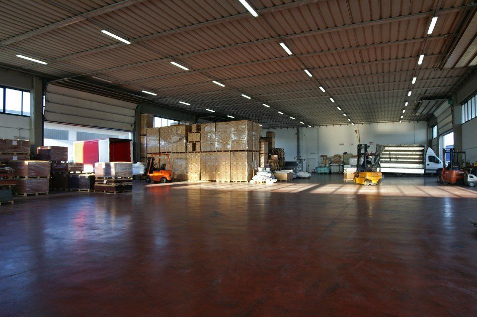 magazzino di stoccaggio