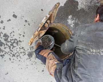 Drain and pipe cleaning