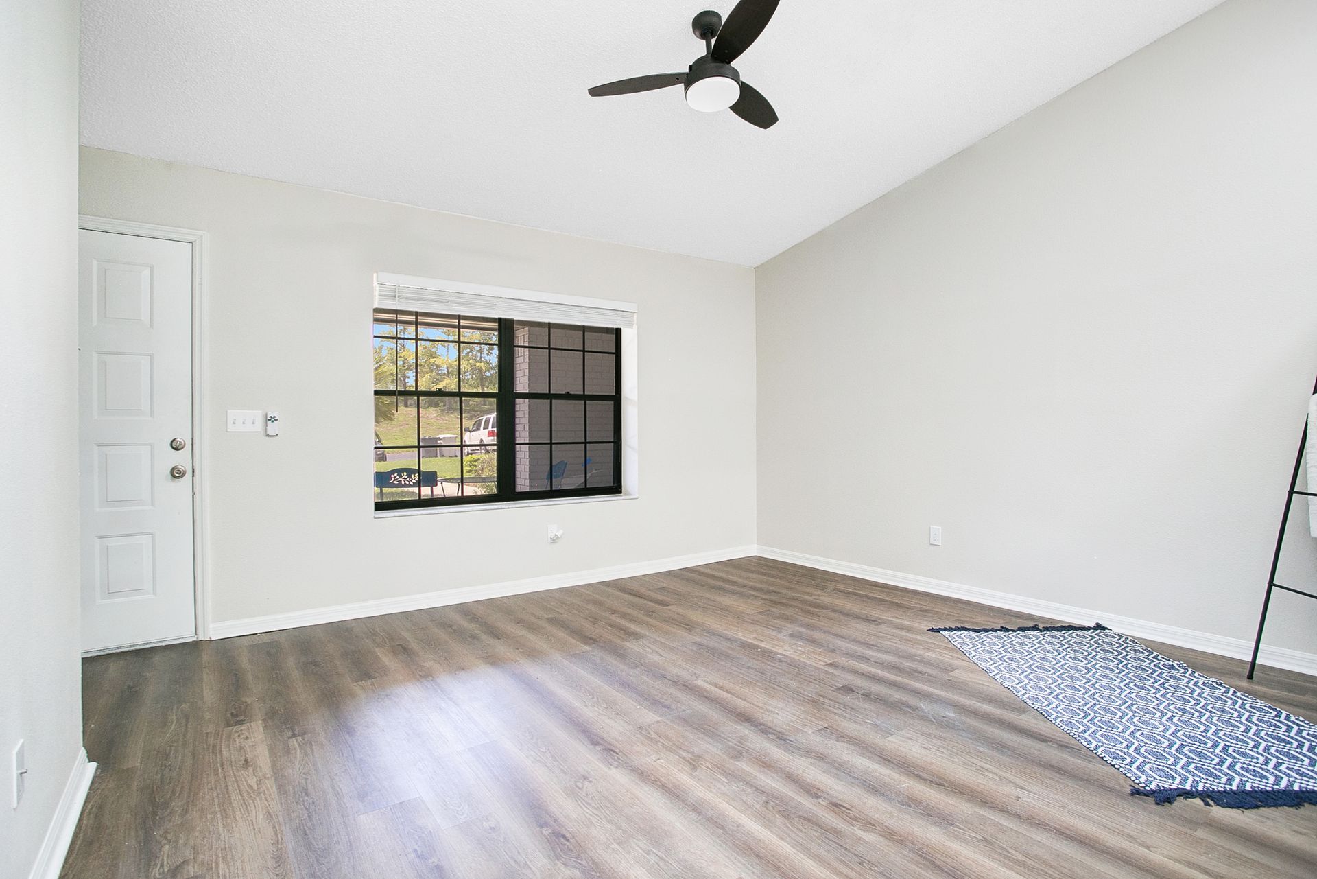 apartment floor plan.
