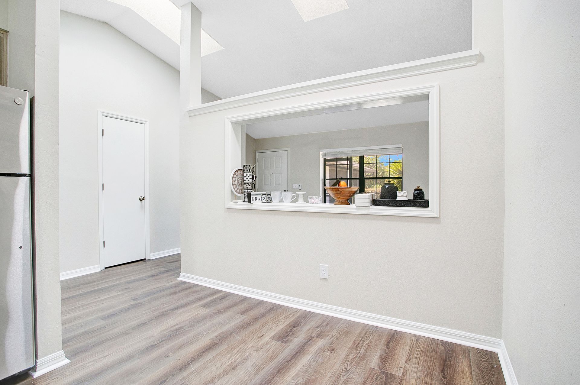 apartment floor plan.