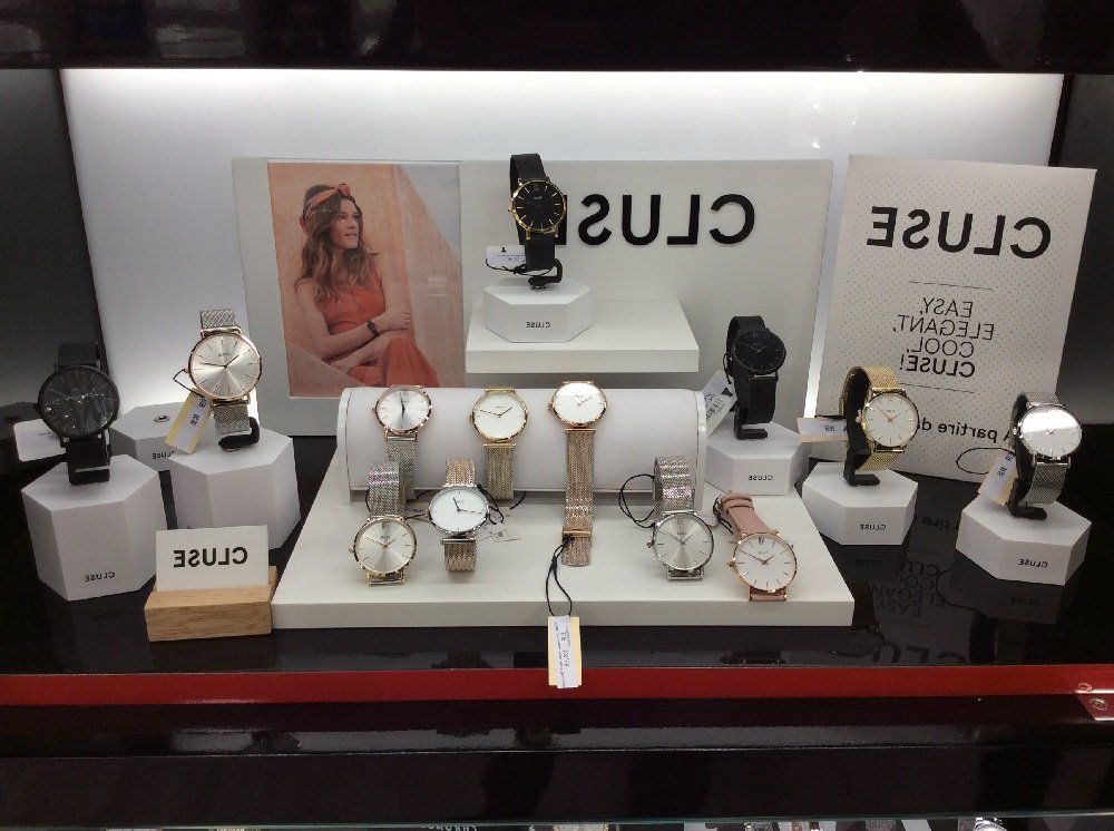 orologi in esposizione