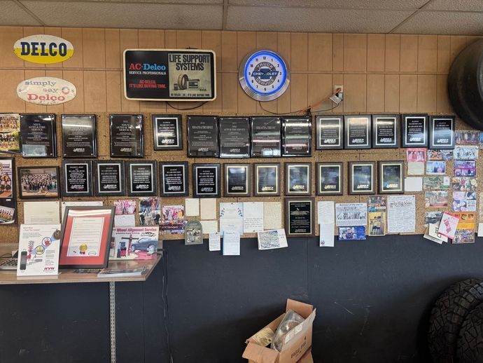 Nix's Auto & Tire Service Awards