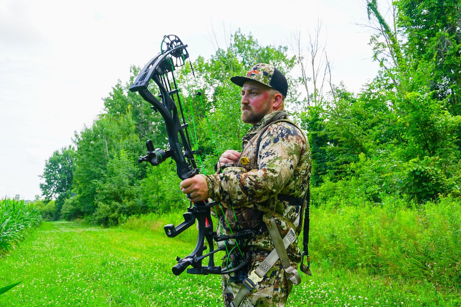 Hunting with bow cup