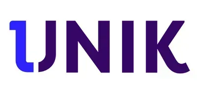 A blue and white logo for unik vi kender din softwaredag