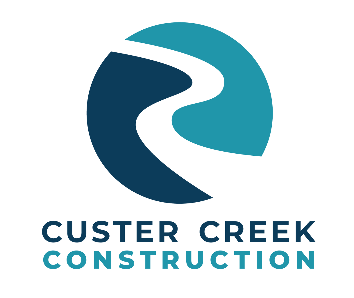 A blue and white logo for custer creek construction
