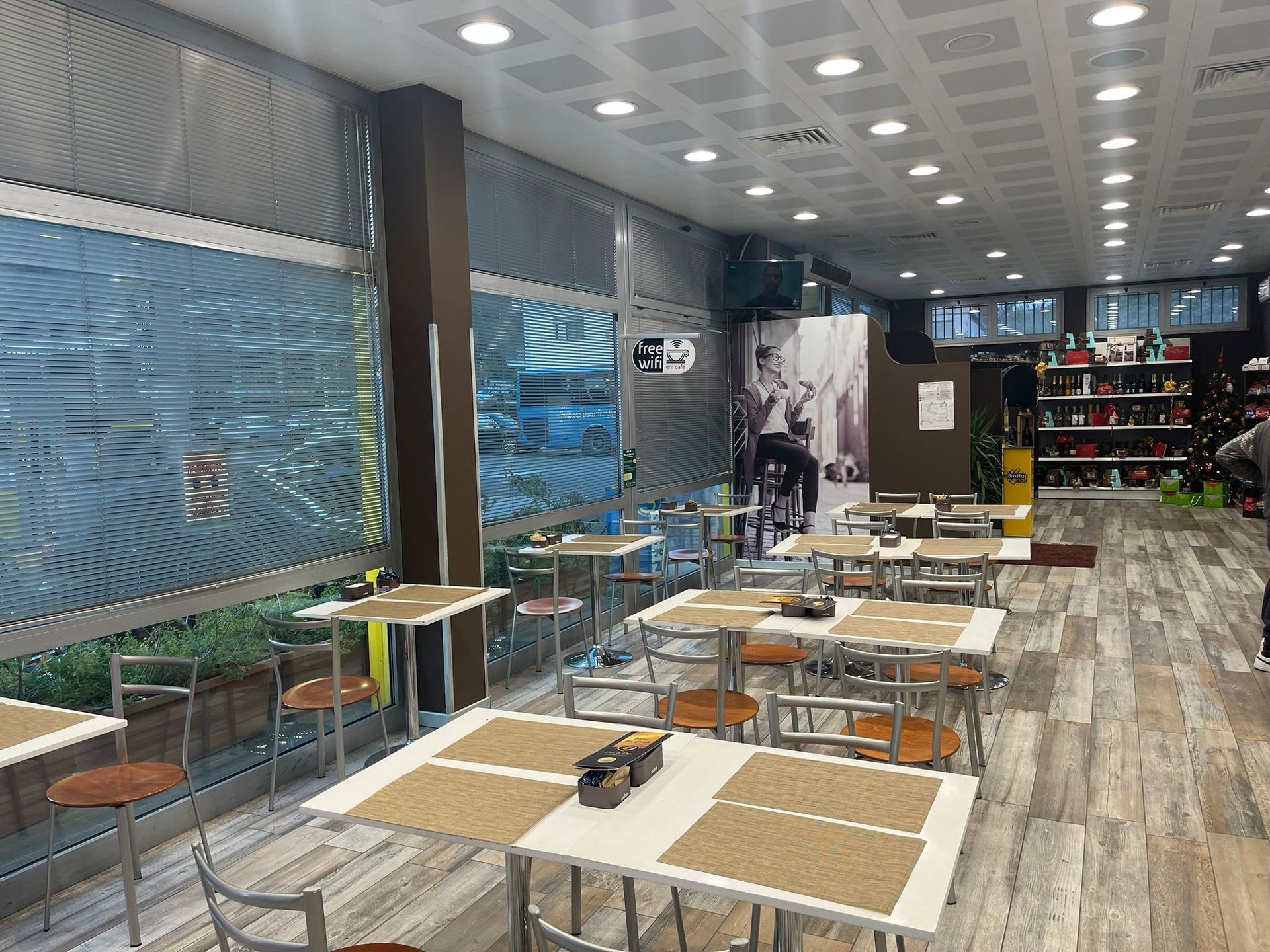 eni Café & Shop roci service