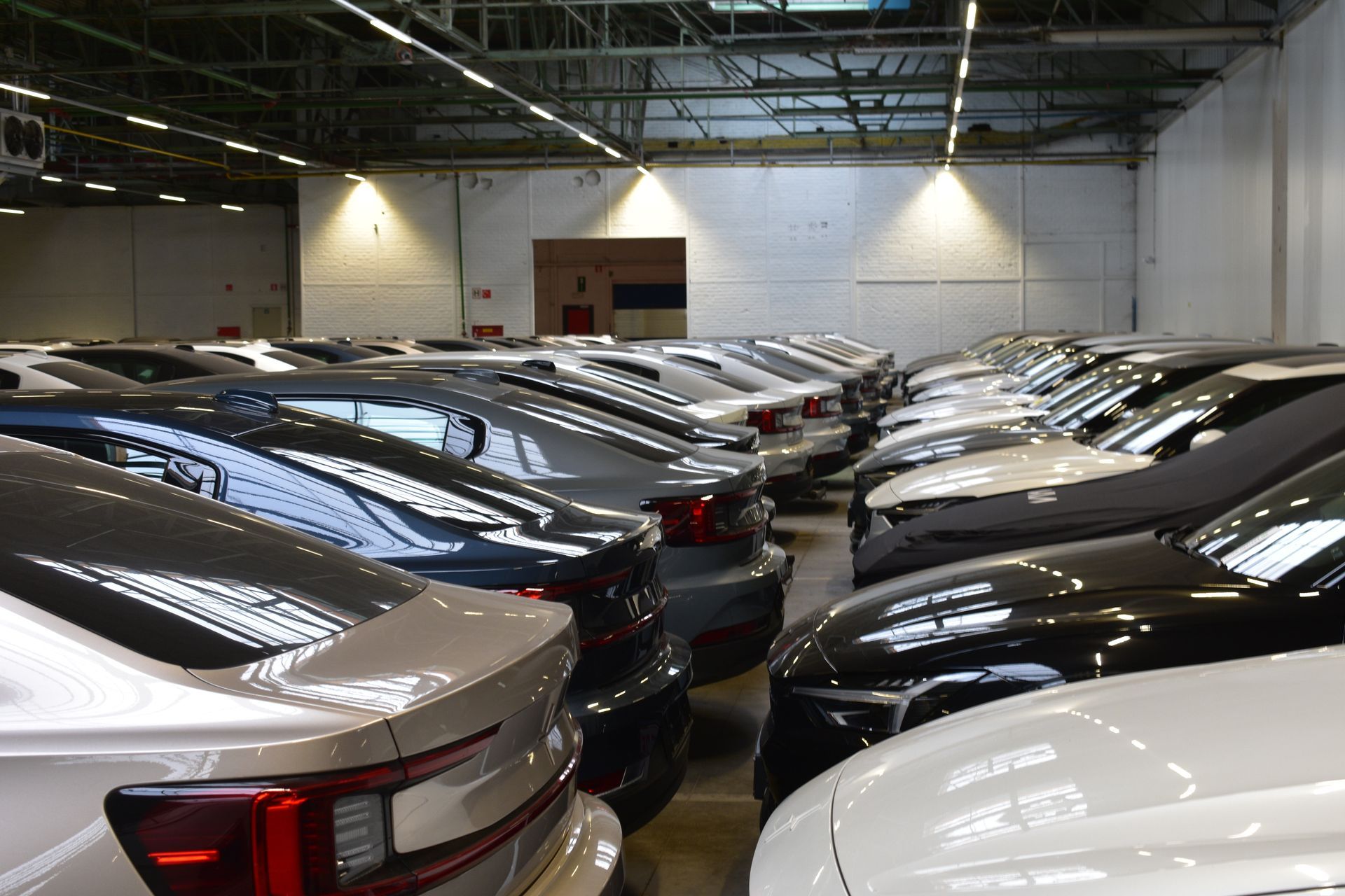 Une photo de l'un des parkings Care4fleets.