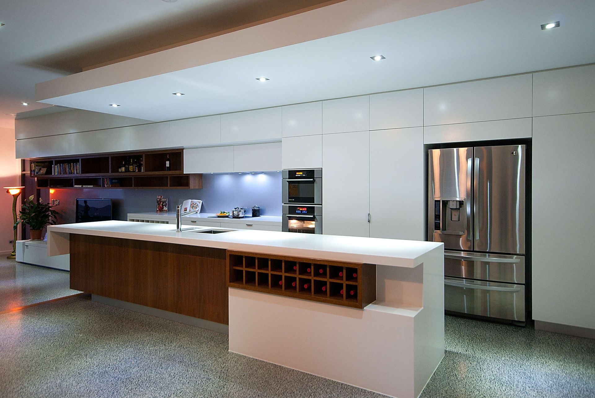 Hedges White Kitchen — Labrador, QLD — Prestige Kitchens