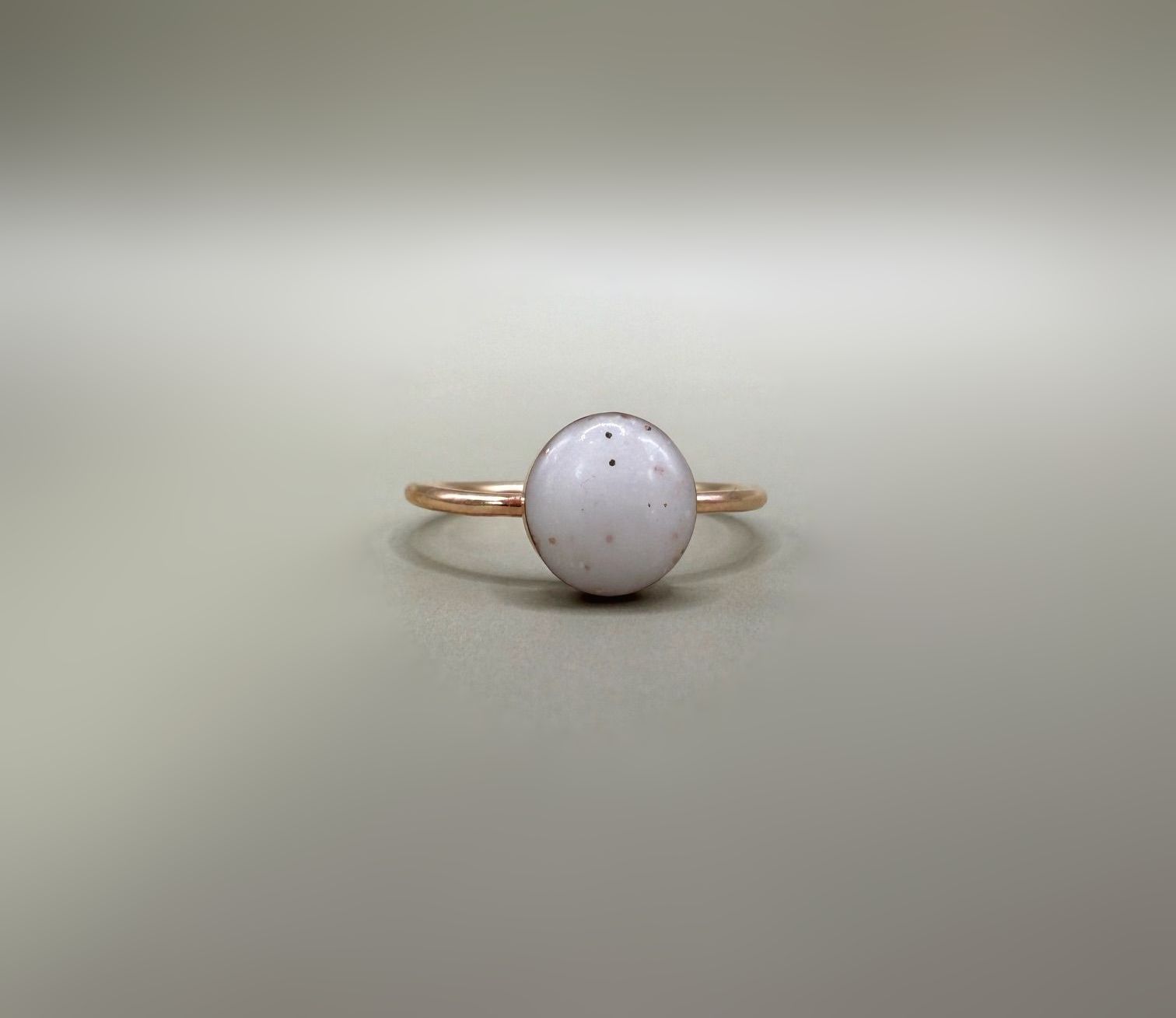 round shaped ring