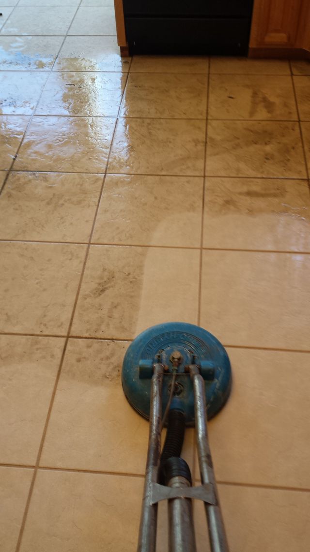 Tile and Grout Steam Cleaner: A 'How to Clean' Guide