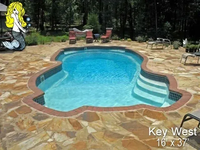 A large Key West swimming pool.