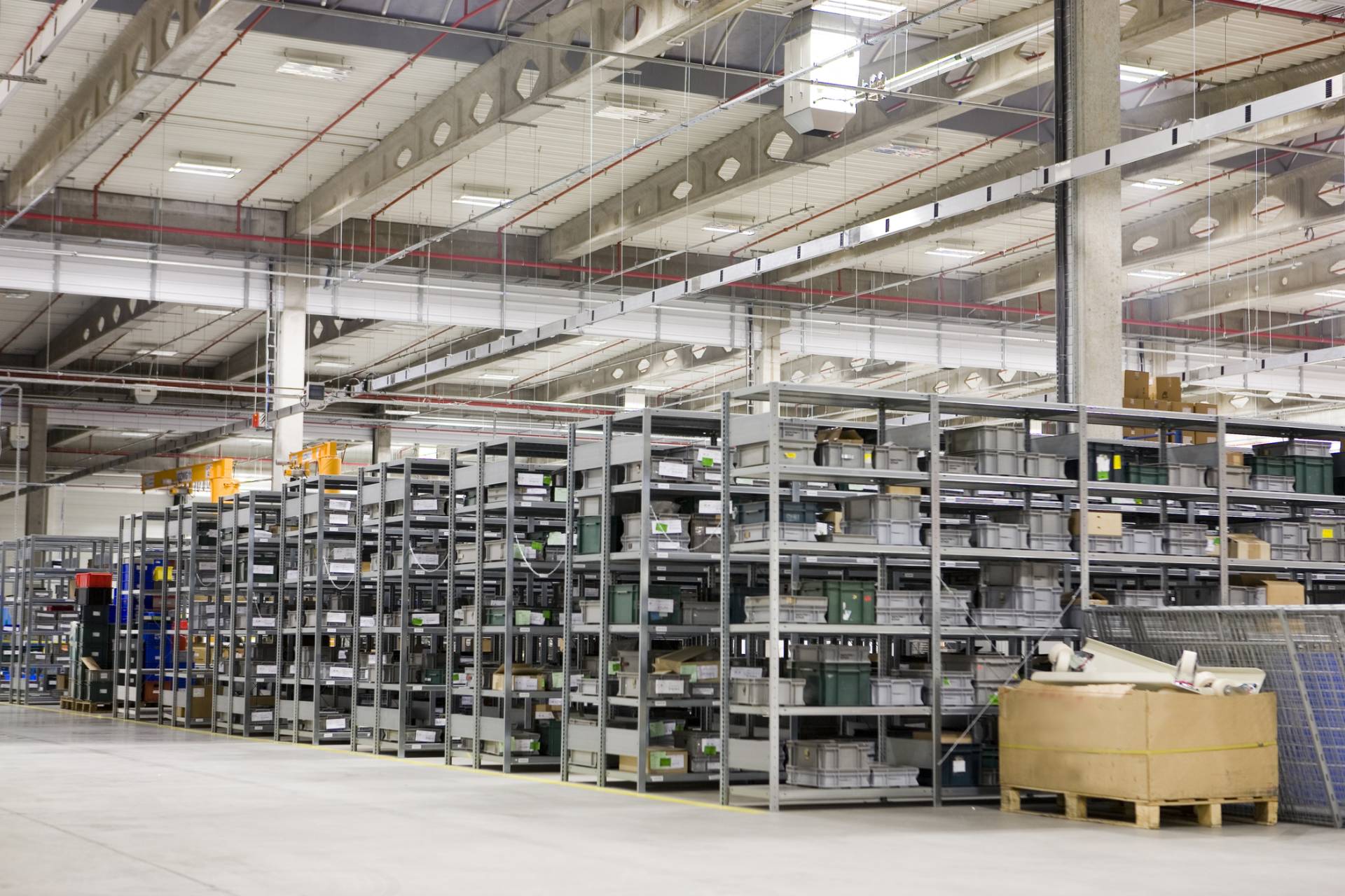 magazzino tubi e lamiere