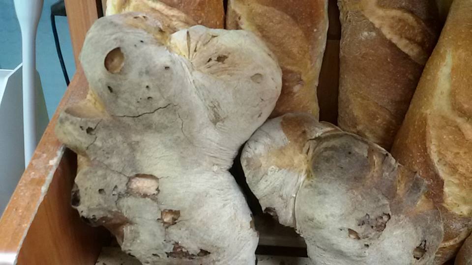 focaccia tipica farcita con crema