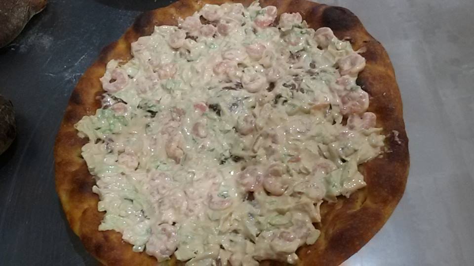 focaccia tipica farcita con crema