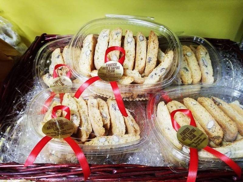 assortimento di biscotti al latte