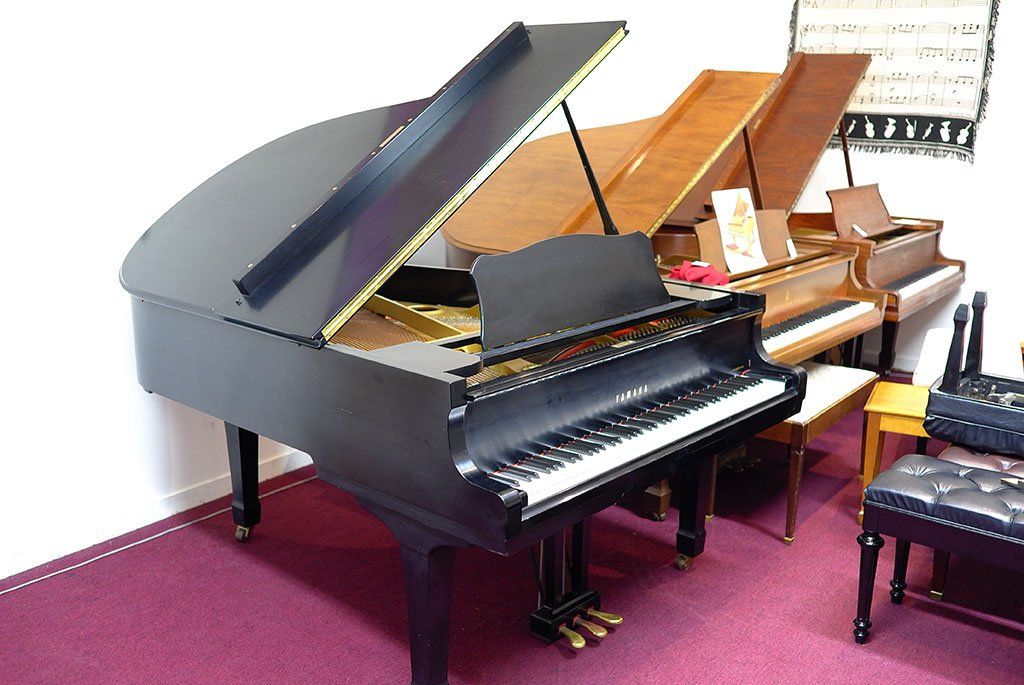 Yamaha C3 Conservatory Grand