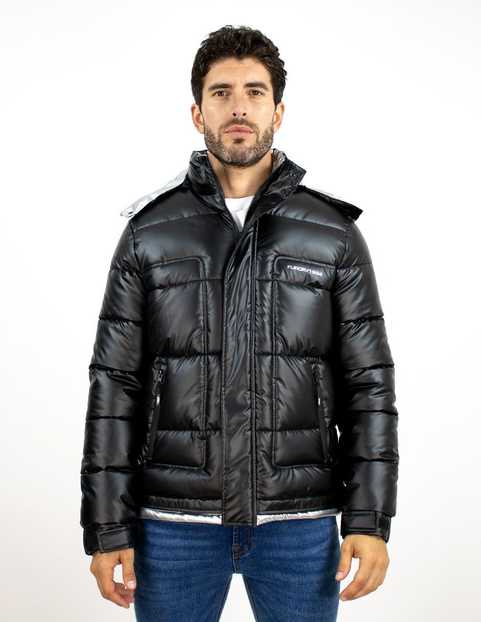 EXCLUSIVO SUBURBIA 240304 Chamarra Furor Puffer Con Capucha Regular Poliuretano Negro