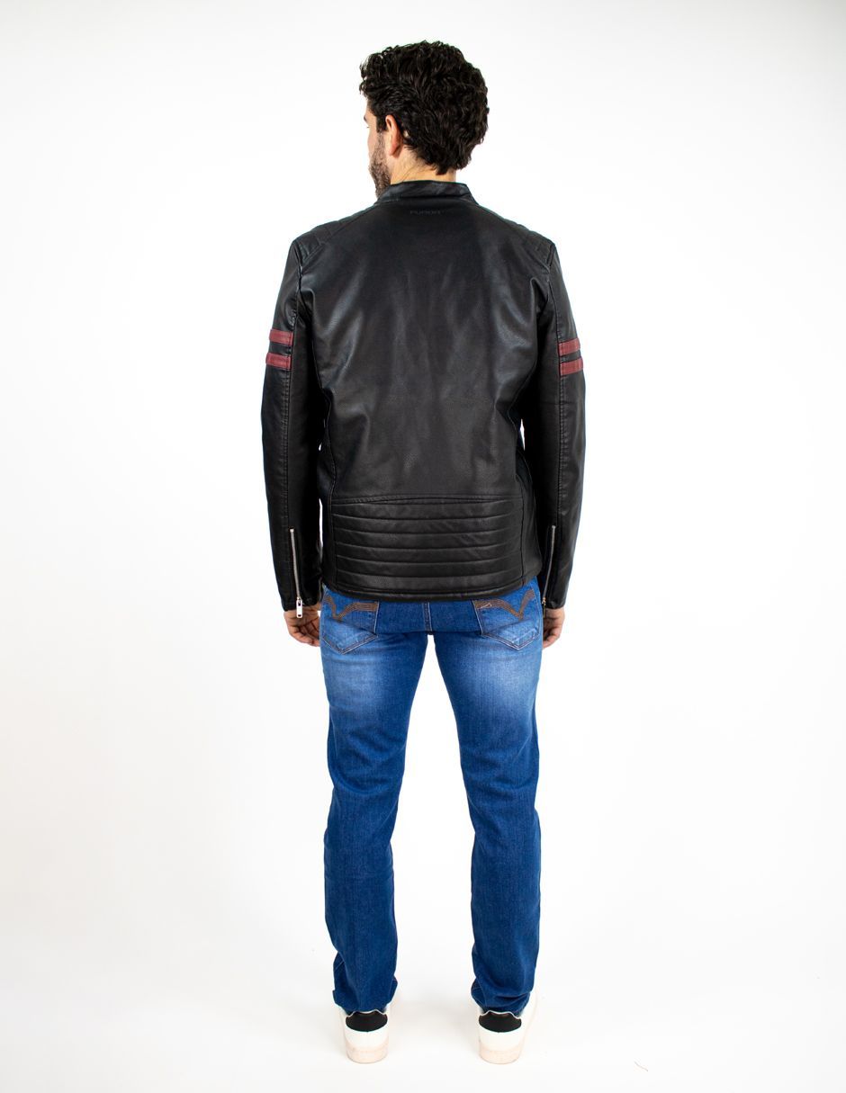 EXCLUSIVO SUBURBIA PU32315 Chamarra Furor Biker Con Franjas En Mangas Poliuretano Negro