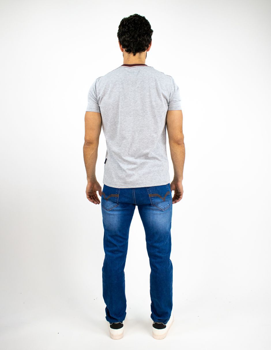 EXCLUSIVO SUBURBIA RETAILG Playera Furor Manga Corta Chifón Slim Gris