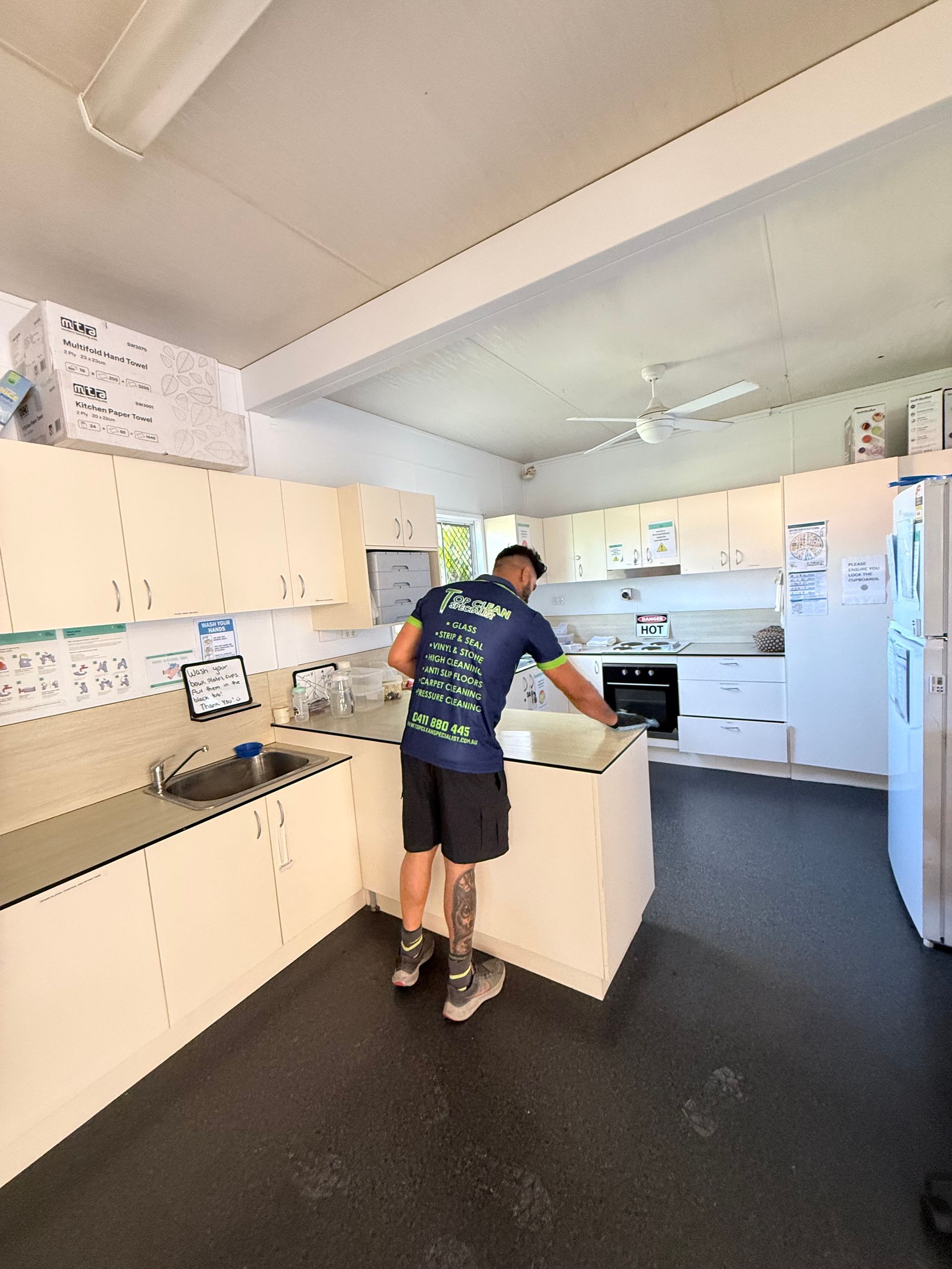 Top Clean Specialist - Bond Cleaning